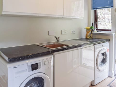 Utility room | Tamarchan Lodge, Ballachulish