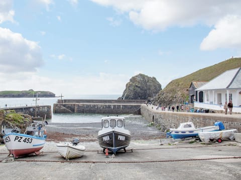 Mullion Cove, nearby