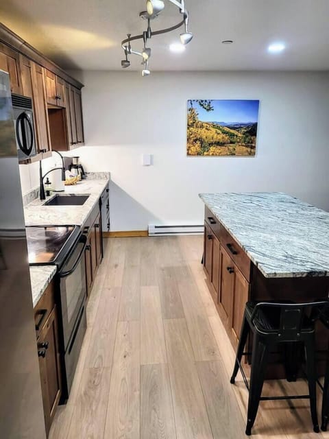 Fully stocked kitchen.