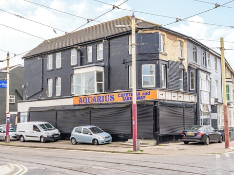 Exterior | Sea View Apartment One - Fylde Coast, Blackpool