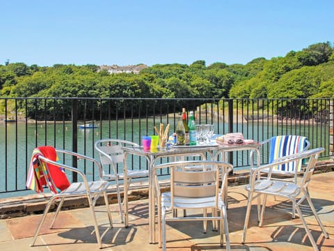 Balcony | Kingfisher - The Waterfront, Blackbridge, near Milford Haven