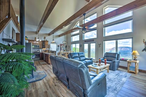 Cripple Creek Vacation Rental | 4BR | 3BA | 3,180 Sq Ft | Stairs Required