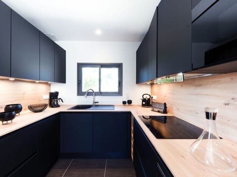 Plant, Building, Window, Flower, Tree, Cloud, Wood, Land Lot, House, Slope