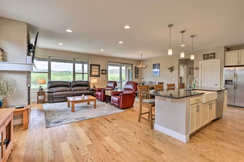 Kitchen | Cooking Basics & Spices | Blender | Crockpot