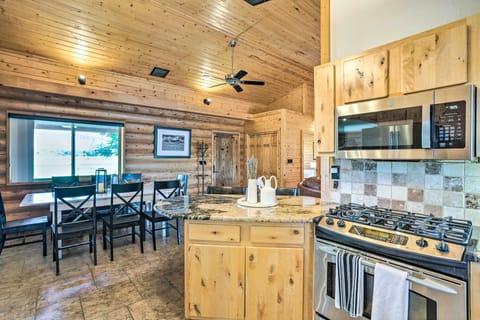 Kitchen | Oven | Gas Range | Blender