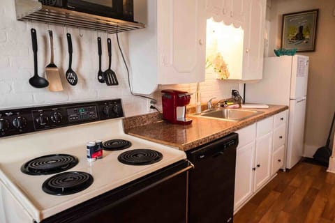 Also included is a Kuerig (with an adapter for ground coffee), stove/oven, microwave, dishwasher, and refrigerator