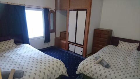 2 bedrooms, desk, free WiFi, bed sheets