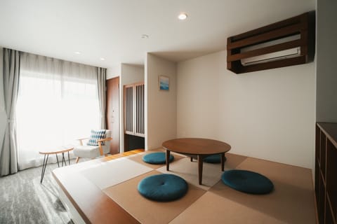 Stay without meals For those who want to spend a \/ Hiroshima Hiroshima Casa in Hiroshima