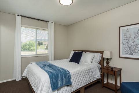 10 bedrooms, iron/ironing board, travel crib, free WiFi