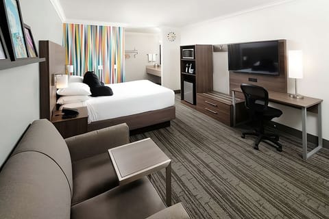 Cozy unit with 1 Queen size bed
