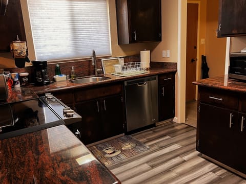 Kitchen, fully furnished