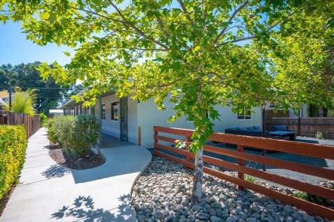 Central Ace High Bungalow (383)