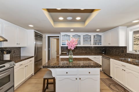 Fully stocked gourmet kitchen with everything you need to cook a holiday meal.