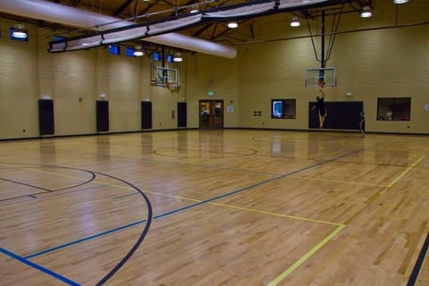 Sport court