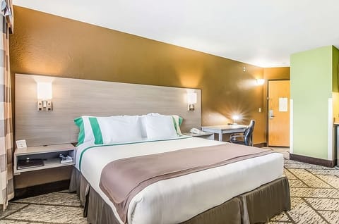 King size bed, large and so comfortable!