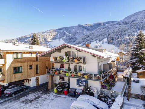 Holiday Home Exterior [winter]