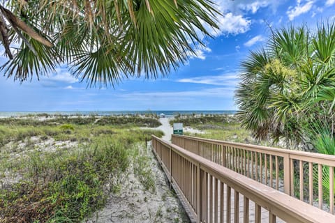 Beach/ocean view