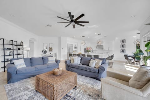 Family room, adjacent to the gourmet kitchen and breakfast nook.