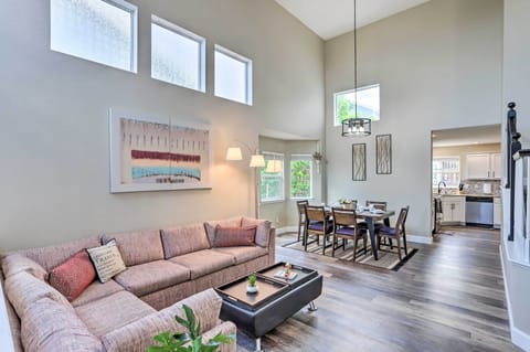 Living Room | Open Floor Plan