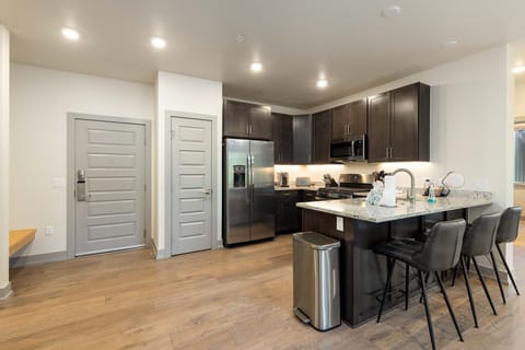 Breakfast bar with seating for three.