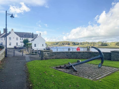 Surrounding area | Union Street, Kirkcudbright
