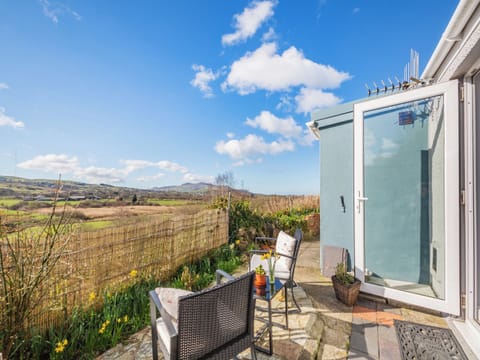 View | Hyfrydle Cottage, Talysarn