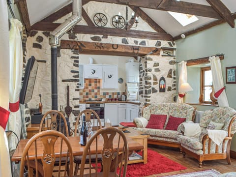 Open plan living space | Swallow Barn, Crundale, near Haverfordwest