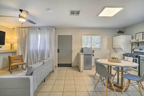 Dining Room | Dishware/Flatware Provided