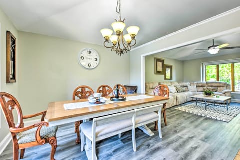 Formal Dining Room | Dishware & Flatware