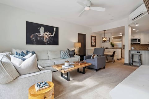 f230-2438_53940765266_o