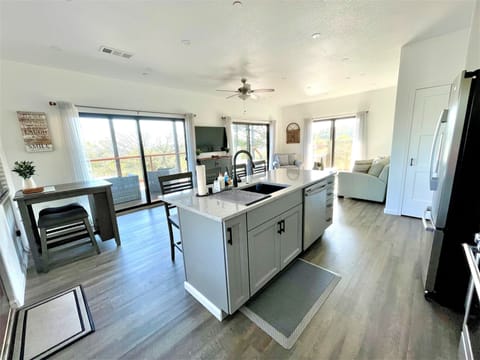 1st Floor full Kitchen with bistro table perfect for laptop work