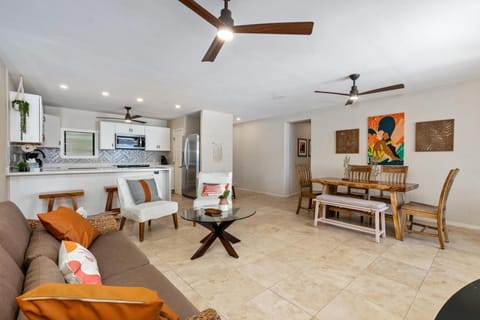 Living area with cozy lounge areas