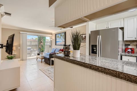 Walk into your new Costa Mesa home, with your friends and family, and enjoy an abundance of style, accessories, decor, and comfort.