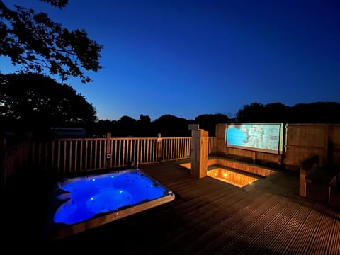 Hot Tub & decking area