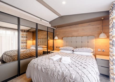 Lakewood - Riverview Holiday Park, Newcastleton,