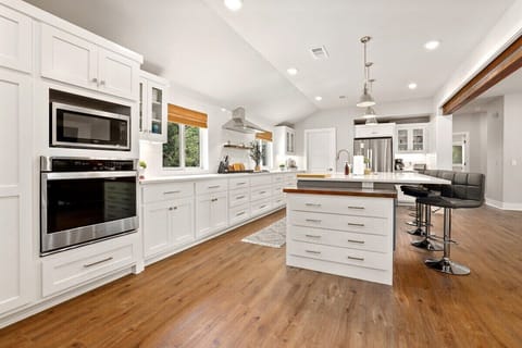 This space contains everything you need to create your favorite meal, baked goods, or cup of coffee.