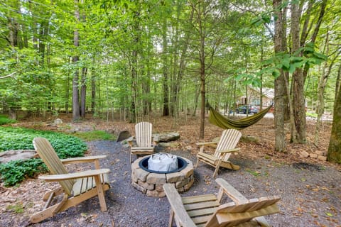 Pocono Pines Vacation Rental | 3BR | 2BA | 1,339 Sq Ft | Stairs Required