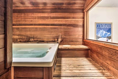 Granby Vacation Rental | 1,174 Sq Ft | 2BR | 2BA | Stairs Required