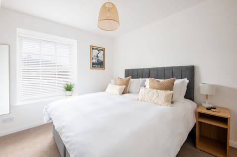 Super King bed option