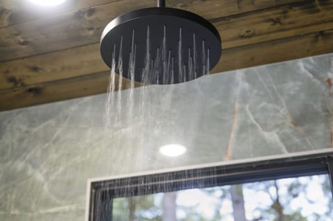 Rain showers in all bathrooms.