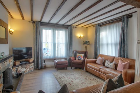 There is plenty of room for everyone to relax in the evenings after a day exploring