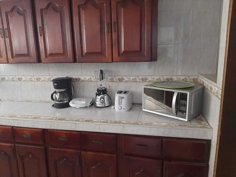 Fridge, microwave, oven, coffee/tea maker