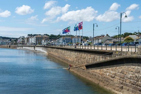 Penzance Promenade at end of the Terrace