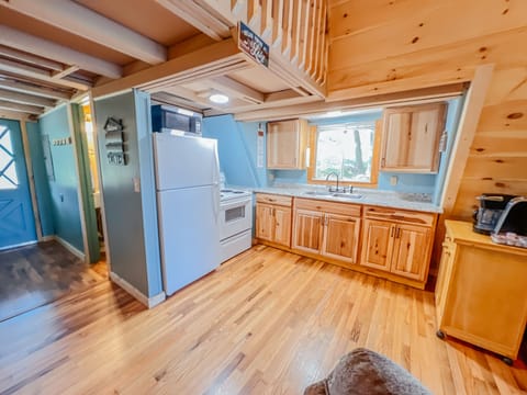 Kitchen equipped with coffee station! Drip coffee maker and Keurig available!