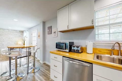 Among the conveniences you'll discover in the full kitchen at the Retreat is a brand-new dishwasher.