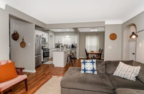 Open Space Layout
Embrace the freedom of an open space layout, where each room flows seamlessly into the next. Perfect for socializing, entertaining, or simply enjoying the airy feel of a well-designed home.