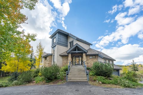 Beautiful exterior with plenty of driveway parking