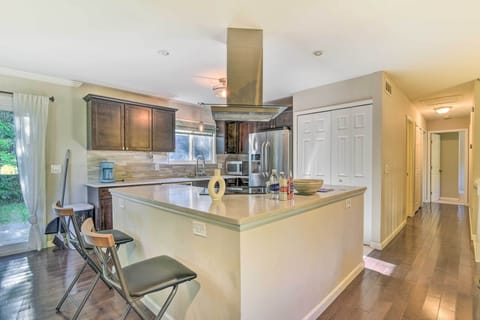 Kitchen | Cooking Basics | Toaster | Organic Coffee, Tea & Snacks | Trash Bags