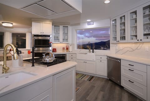 Even the Kitchen Sink has Great Views