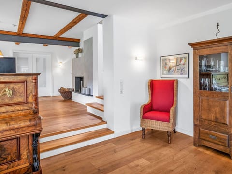 Property, Furniture, Wood, Cabinetry, Interior Design, Wood Stain, Wall, Picture Frame, Flooring, Floor